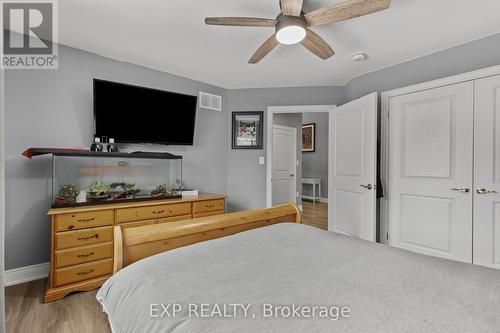 2756 Arrowsmith Court, Fort Erie (Black Creek), ON - Indoor Photo Showing Bedroom