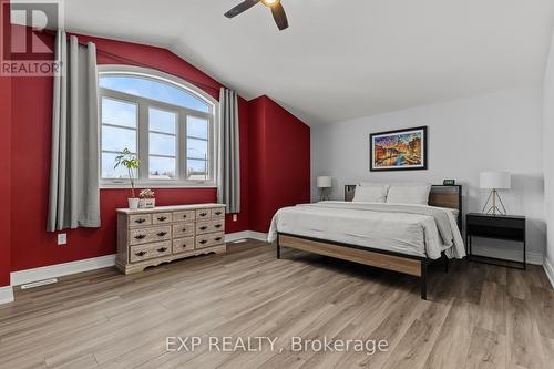 2756 Arrowsmith Court, Fort Erie (Black Creek), ON - Indoor Photo Showing Bedroom