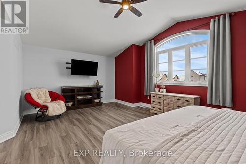 2756 Arrowsmith Court, Fort Erie (Black Creek), ON - Indoor Photo Showing Bedroom