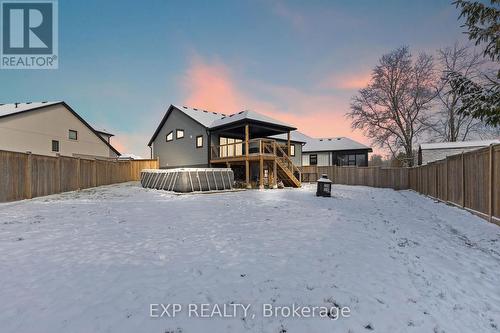 2756 Arrowsmith Court, Fort Erie (Black Creek), ON - Outdoor