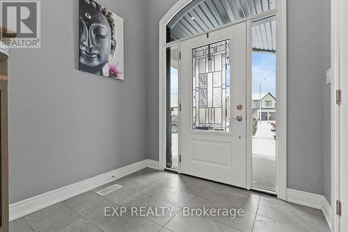 2756 Arrowsmith Court, Fort Erie (Black Creek), ON - Indoor Photo Showing Other Room