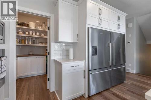 4889 7Th Street W, Claresholm, AB - Indoor