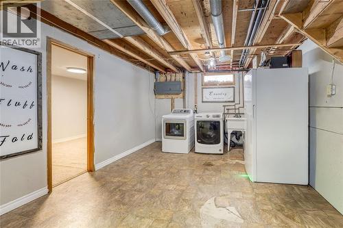 216 Blackthorn Crescent, St Clair, ON - Indoor