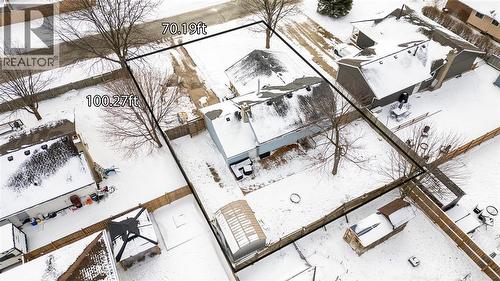 216 Blackthorn Crescent, St Clair, ON - Outdoor