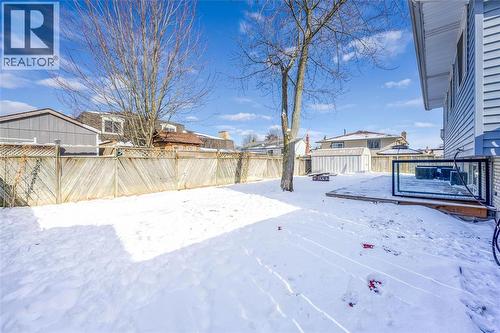 216 Blackthorn Crescent, St Clair, ON - Outdoor