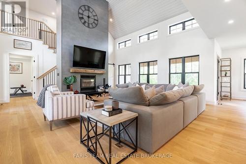 190 Toll Road, King, ON - Indoor Photo Showing Living Room With Fireplace
