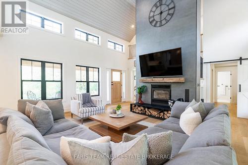 190 Toll Road, King, ON - Indoor Photo Showing Living Room With Fireplace