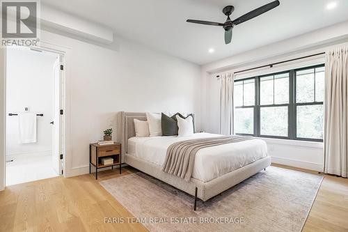 190 Toll Road, King, ON - Indoor Photo Showing Bedroom