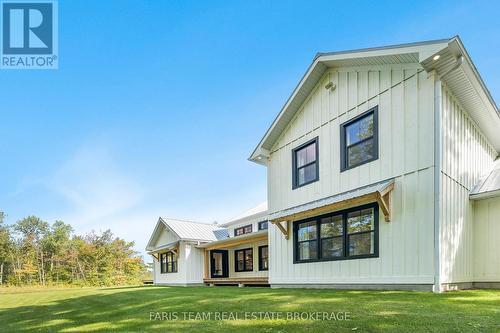 190 Toll Road, King, ON - Outdoor