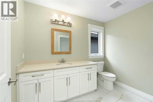 81 Mckenzie Street, Harrow, ON - Indoor Photo Showing Bathroom
