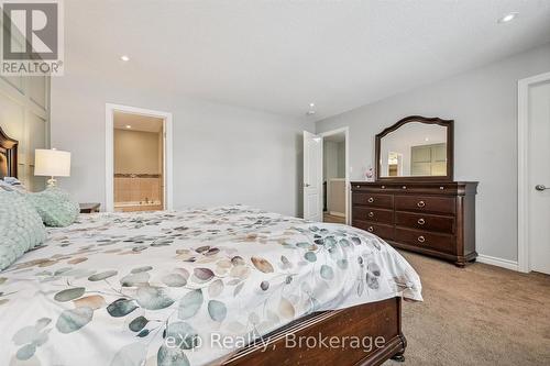 139 Couling Crescent, Guelph (Grange Road), ON - Indoor Photo Showing Bedroom