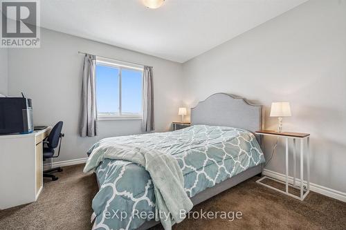 139 Couling Crescent, Guelph (Grange Road), ON - Indoor Photo Showing Bedroom