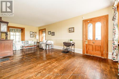 3651 Burritts Rapids Road, Ottawa, ON - Indoor