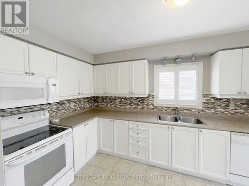 Kitchen - 55 Langlaw Drive, Cambridge, ON - Indoor Photo Showing Kitchen With Double Sink