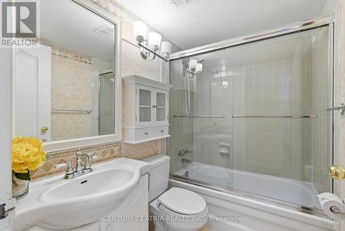 909 - 50 Baif Boulevard, Richmond Hill, ON - Indoor Photo Showing Bathroom