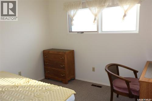 32 Kasper Crescent, Assiniboia, SK - Indoor Photo Showing Bedroom