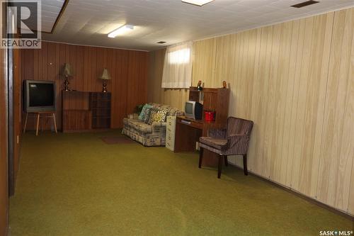 32 Kasper Crescent, Assiniboia, SK - Indoor Photo Showing Other Room