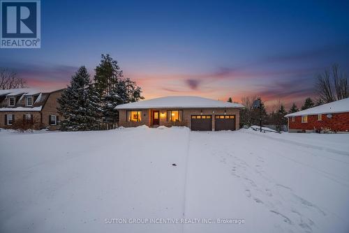 36 NICHOLSON CRESCENT  Springwater, ON L9X 0G9