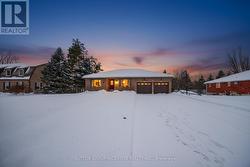 36 NICHOLSON CRESCENT  Springwater, ON L9X 0G9