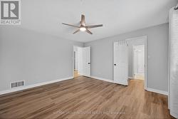 primary bdrm walk thru closet to ensuite - 