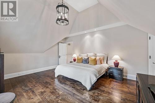 190 Donnelly Drive, Mississauga, ON - Indoor Photo Showing Bedroom