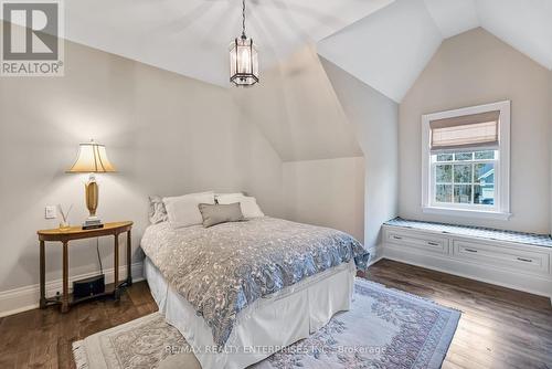 190 Donnelly Drive, Mississauga, ON - Indoor Photo Showing Bedroom
