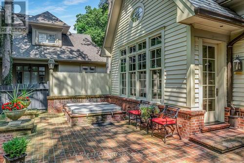 190 Donnelly Drive, Mississauga, ON - Outdoor