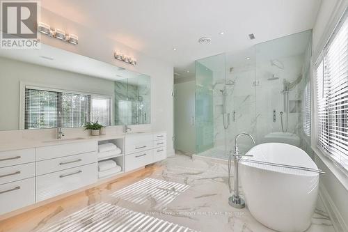 1456 Applewood Road, Mississauga, ON - Indoor Photo Showing Bathroom