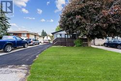 UPPER - 210 MACKAN STREET  Thorold, ON L2V 1G7