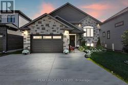 398 AQUEDUCT STREET  Welland (N. Welland), ON L3C 0H3