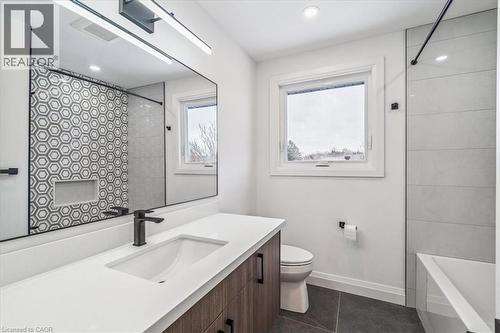 Sedcond Floor - Main Bathroom - 82 Marilyn Street, Caledon East, ON - Indoor Photo Showing Bathroom