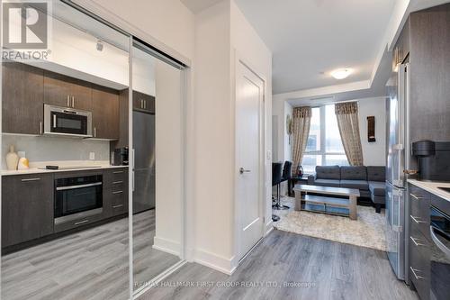 202 - 2545 Simcoe Street N, Oshawa (Windfields), ON - Indoor Photo Showing Kitchen