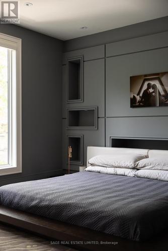 40 Hoyle Avenue, Toronto, ON - Indoor Photo Showing Bedroom