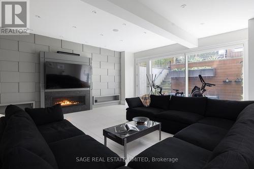 40 Hoyle Avenue, Toronto, ON - Indoor Photo Showing Living Room With Fireplace