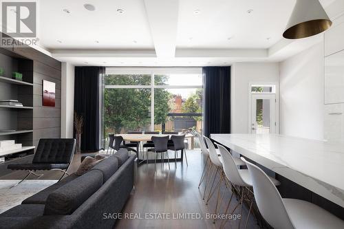 40 Hoyle Avenue, Toronto, ON - Indoor