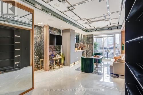 505 - 88 Cumberland Street, Toronto, ON - Indoor