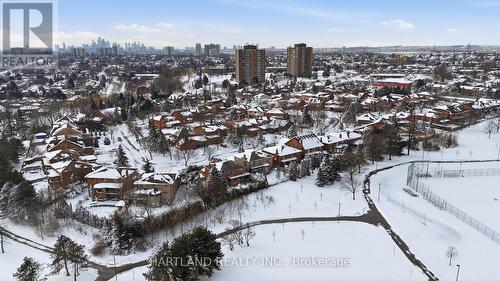 4065 River Mill Way, Mississauga, ON - Outdoor With View