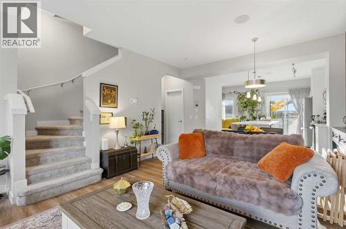 95 Sage Bluff Gate Nw, Calgary, AB - Indoor Photo Showing Living Room
