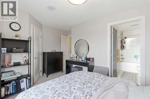 95 Sage Bluff Gate Nw, Calgary, AB - Indoor Photo Showing Bedroom