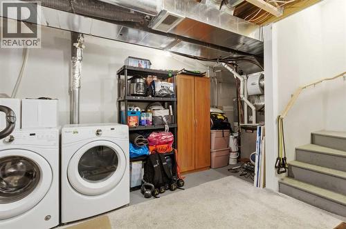95 Sage Bluff Gate Nw, Calgary, AB - Indoor Photo Showing Laundry Room