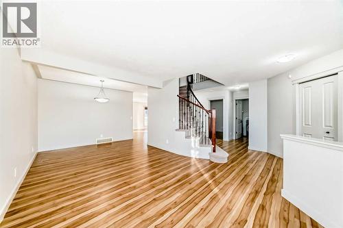 1156 Sherwood Boulevard Nw, Calgary, AB - Indoor Photo Showing Other Room