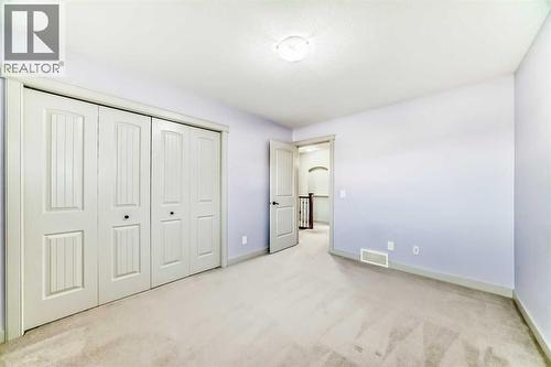 1156 Sherwood Boulevard Nw, Calgary, AB - Indoor Photo Showing Other Room