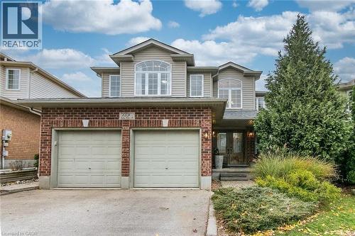 159 COUNTRY CLAIR Street  Kitchener, ON N2A 4J7