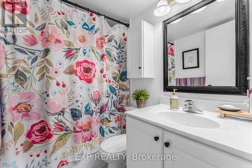 509 - 15 Towering Heights Boulevard, St. Catharines (Glendale/Glenridge), ON - Indoor Photo Showing Bathroom