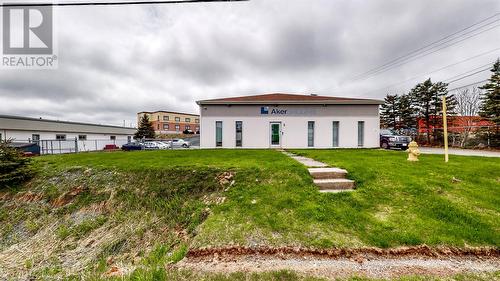 2 Vanguard Court, St. John'S, NL 