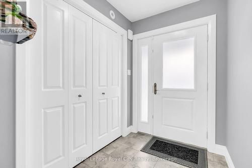 181 Halls Drive, Centre Wellington (Elora/Salem), ON - Indoor Photo Showing Other Room