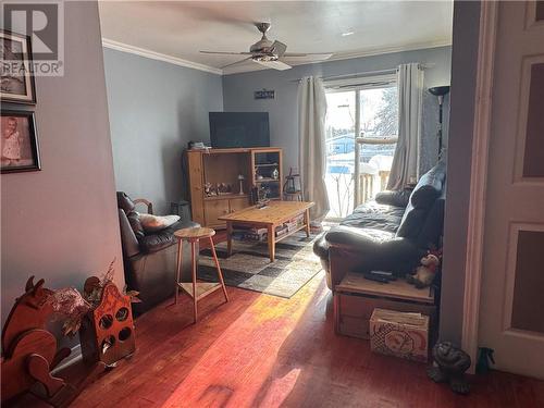 14 St. Thomas, Warren, ON - Indoor