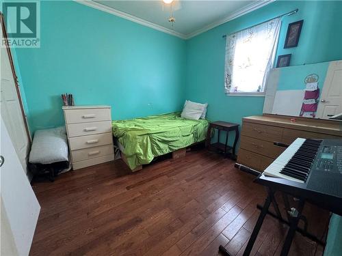14 St. Thomas, Warren, ON - Indoor Photo Showing Bedroom