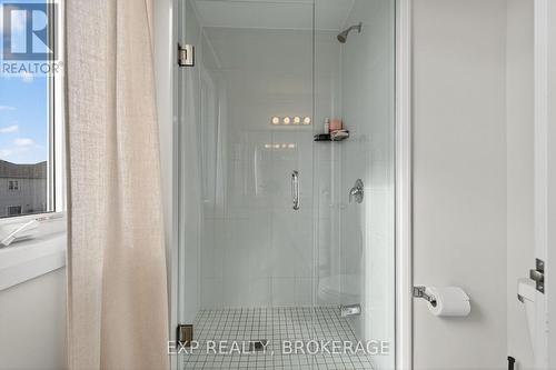 73 Oakmont Drive, Loyalist (Bath), ON - Indoor Photo Showing Bathroom