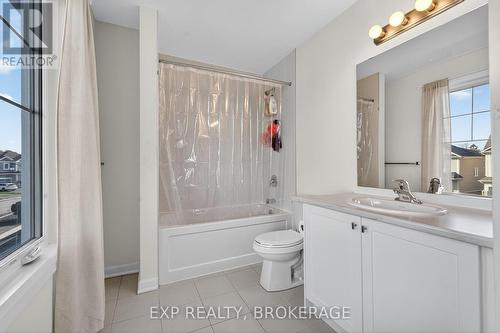 73 Oakmont Drive, Loyalist (Bath), ON - Indoor Photo Showing Bathroom